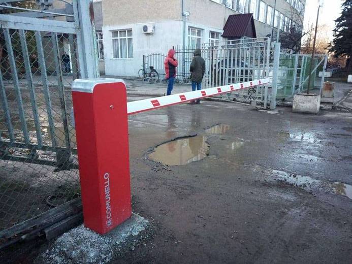 Хороший шлагбаум Хороший шлагбаум