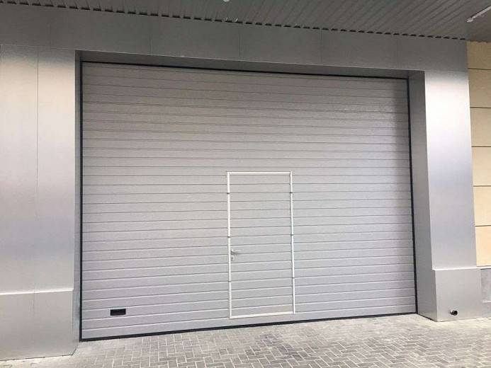 Гаражные ворота для WestAutoHub Гаражные ворота для WestAutoHub