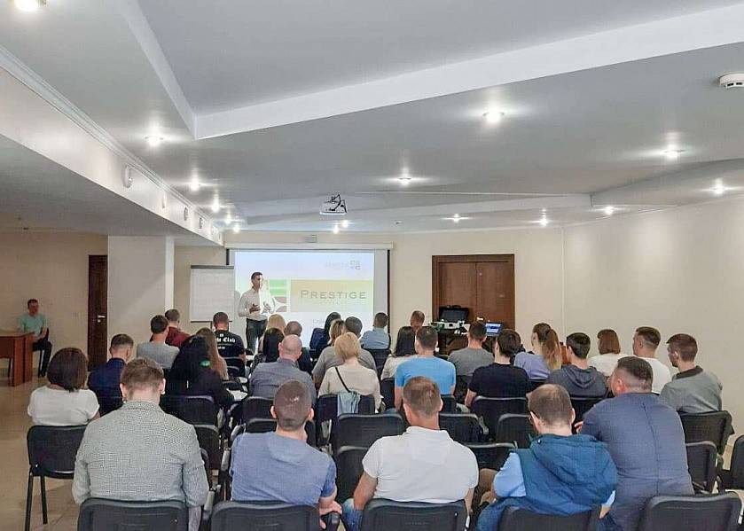 Презентація воріт і ролет серії Prestige Презентація воріт і ролет серії Prestige