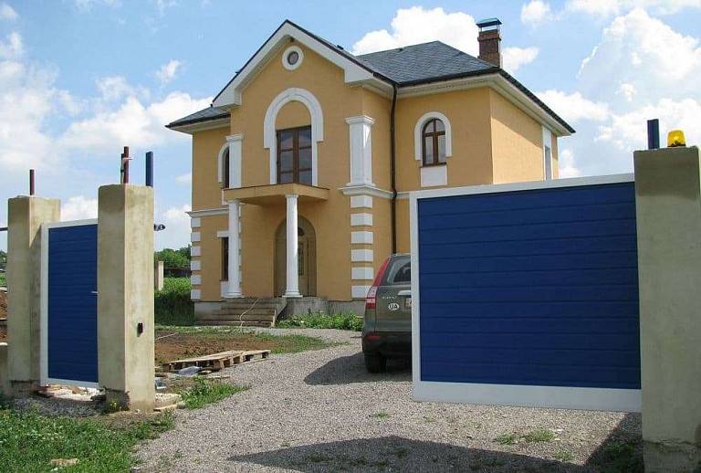ДЯКУЄМО ЗА ВОРОТА НАШОЇ МРІЇ ДЯКУЄМО ЗА ВОРОТА НАШОЇ МРІЇ