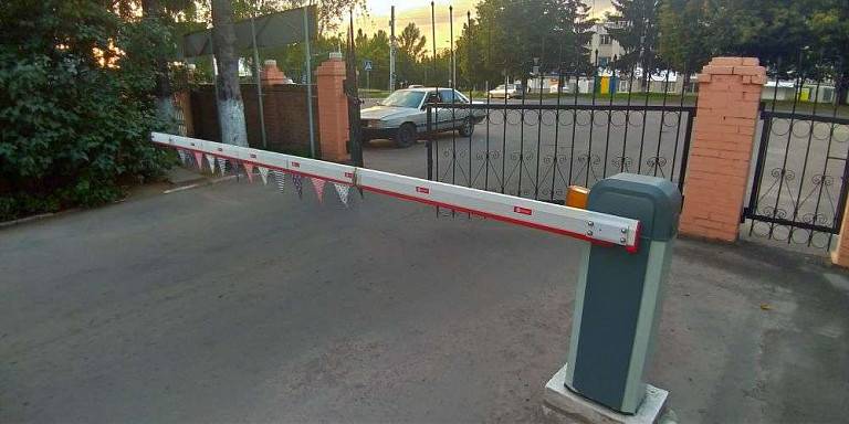 Хороший шлагбаум Хороший шлагбаум