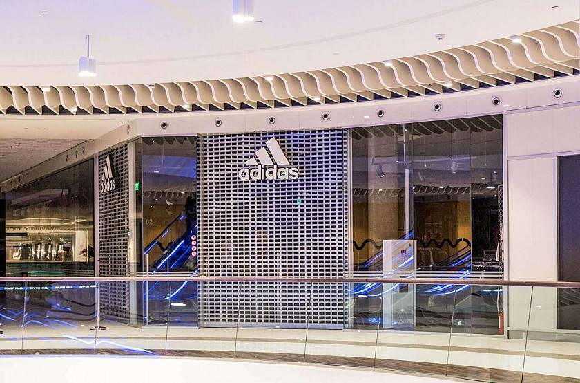 Ролетні системи «АЛЮТЕХ» в київському ТРЦ River Mall Ролетні системи «АЛЮТЕХ» в київському ТРЦ River Mall