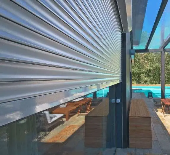 Рольвіконниці в У́жгороді