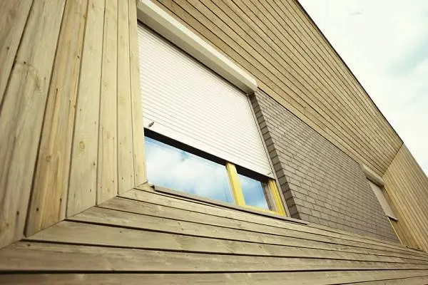 Монтаж в подарунок при купівлі ролет або ролетних воріт Prestige