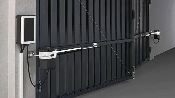 Нові електродвигуни для розпашних воріт ALUTECH Scopio